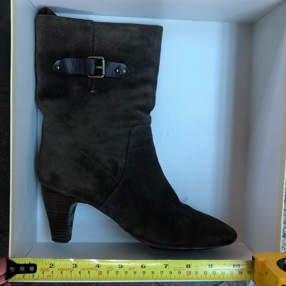 Hugo Boss Boots - Picture 6 of 11